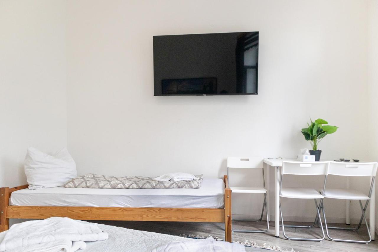 Pleasant 1Br Aprt. Near The Danube & Millenium T. Leilighet Wien Eksteriør bilde